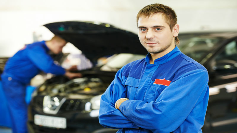 3 Tells It’s Time to Bring in Your Car for Engine Repair