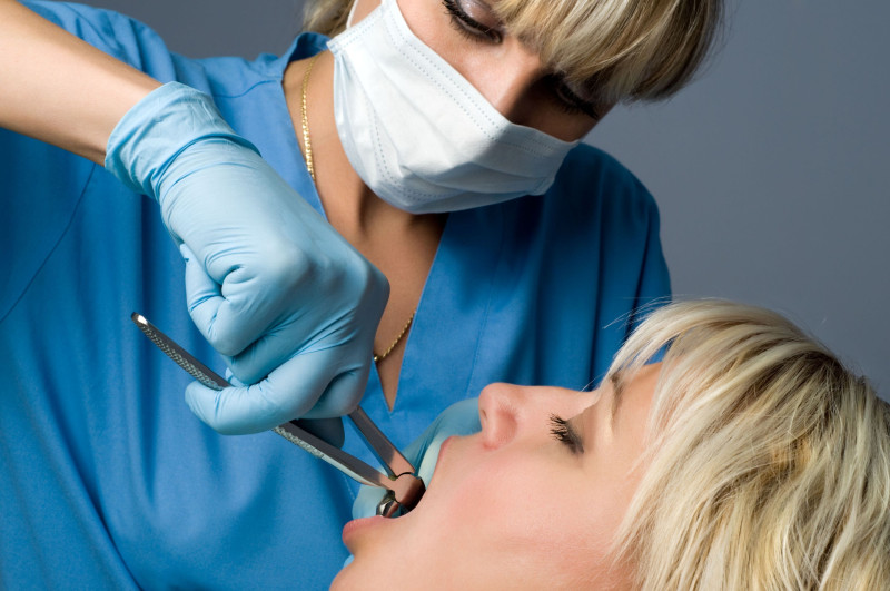 Visit Cascades Center for Dental Health to Resolve Your Dental Issues